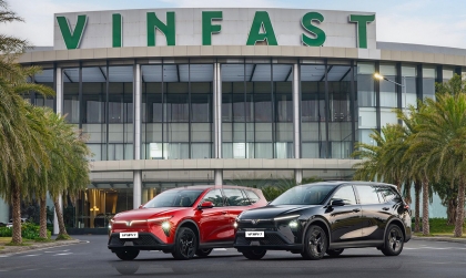VinFast ra mắt phiên bản gia đình của Limo Green với tên gọi VF MPV 7 cùng giá 819 triệu đồng